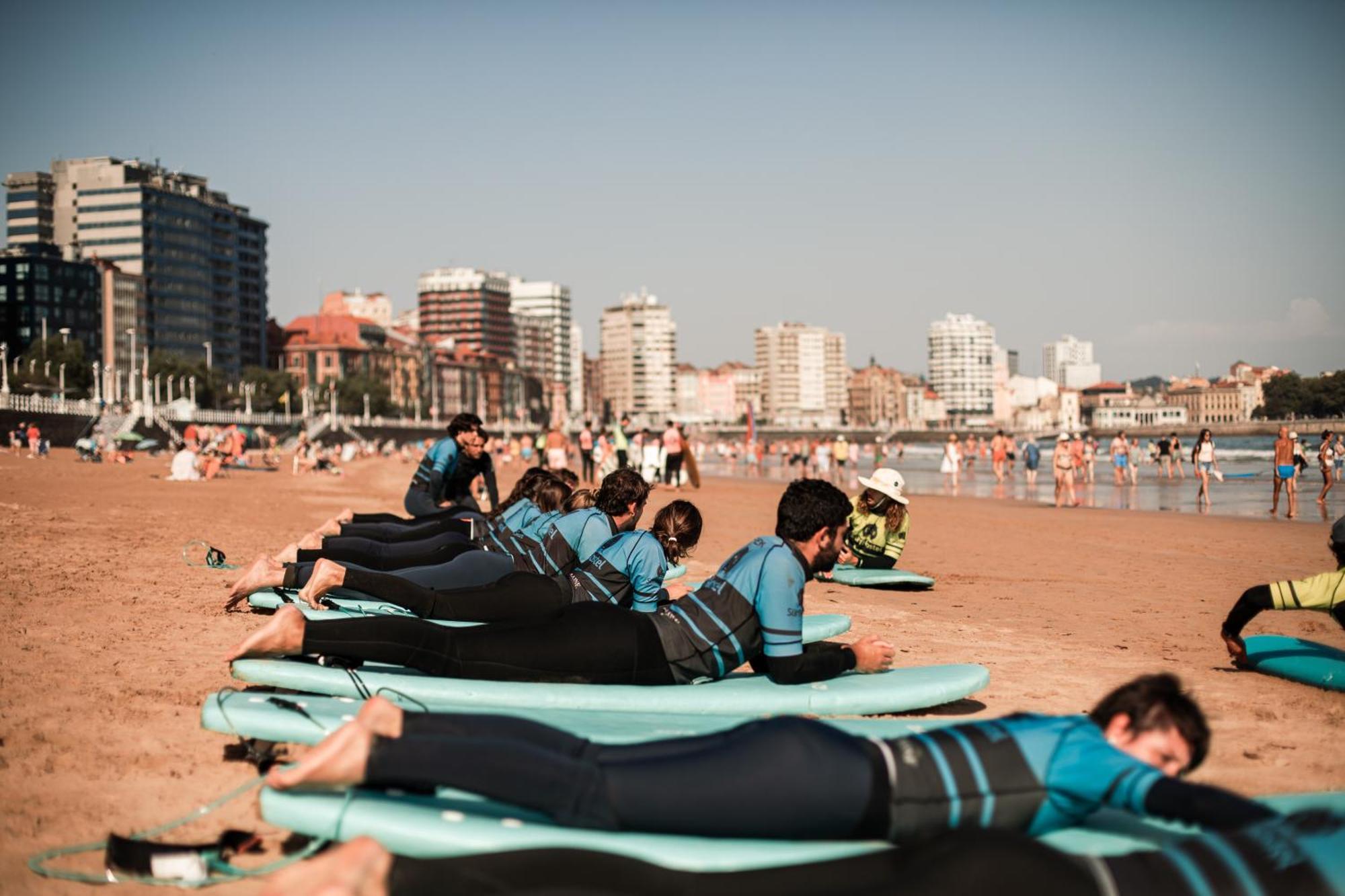 Gijon Surf Hostel Ngoại thất bức ảnh