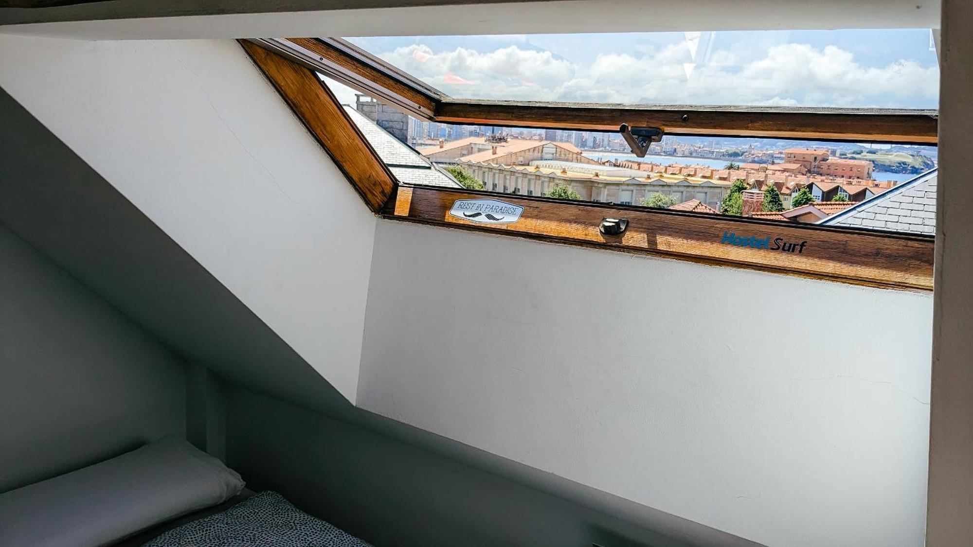 Gijon Surf Hostel Ngoại thất bức ảnh
