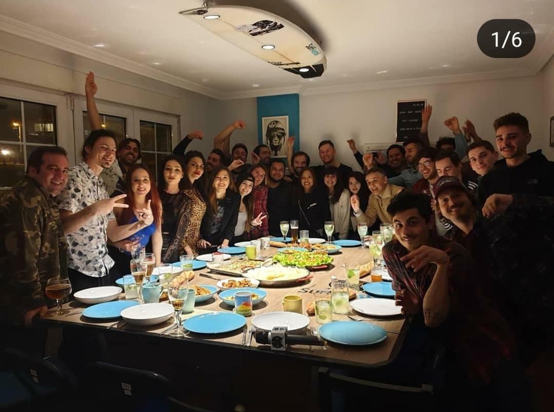 Gijon Surf Hostel Ngoại thất bức ảnh